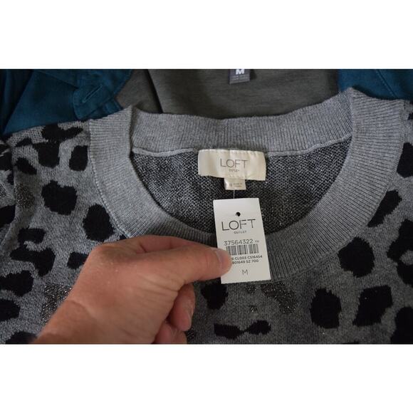 LOFT Outlet Sweater Womens Medium Gray Black Animal Print Shimmer Pullover New - Picture 4 of 6